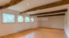 Obergeschosswohnung mit 4 Zimmern und Einbauküche in liebevoller Hofgemeinschaft - Wohnzimmer