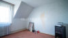Ein Zuhause mit großem Potenzial: Einfamilienhaus mit Bauplatz in zentraler Lage von Erwitte - Schlafzimmer