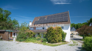 Charmantes Fachwerkhaus mit großem Kaufgrundstück in Bad Sassendorf-Elfsen, 59505 Bad Sassendorf, Einfamilienhaus