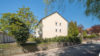 Wohnung mit Potenzial: 2 Zimmer, Balkon und gute Lage im Soester Norden - Hausansicht